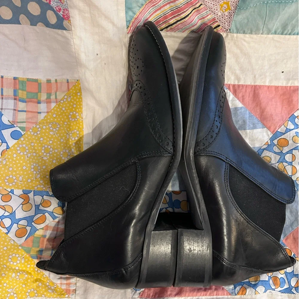 Paul Green Black Leather Booties